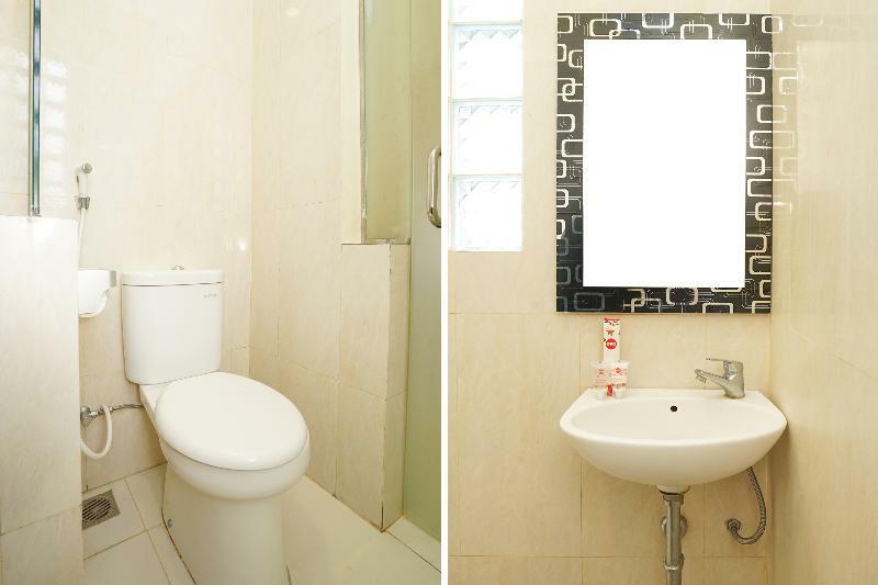 Oyo 272 M Suite Residence Malang Exterior foto